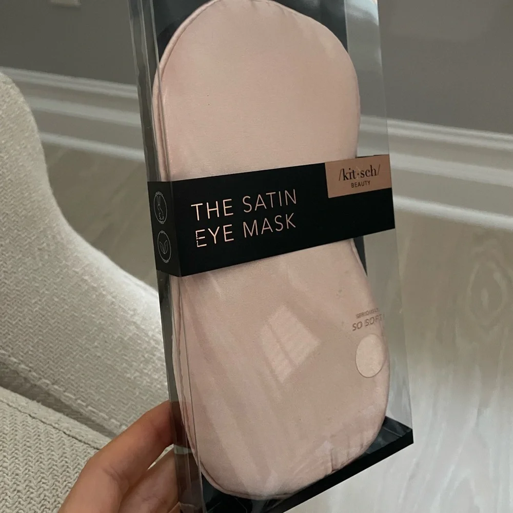 Kitsch Eye Mask Baby Pink Satin Silk‎